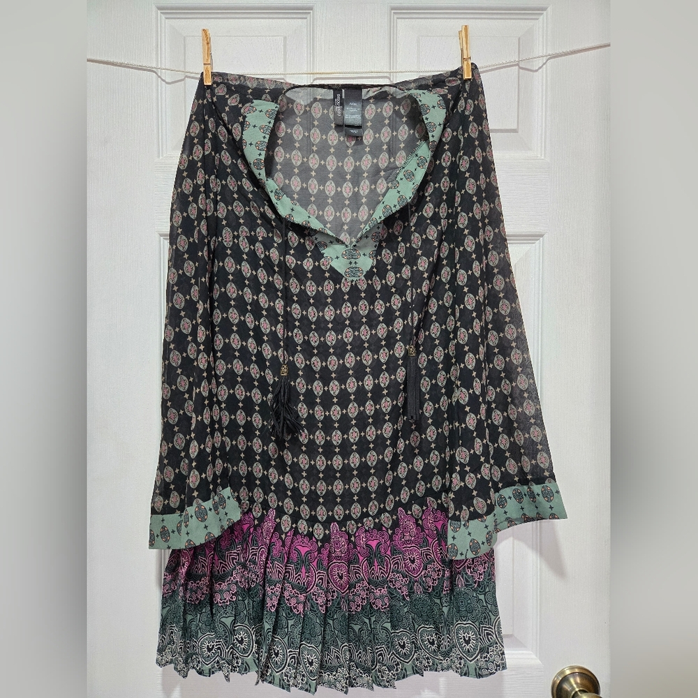 Bisou Bisou Retro Tunic with Tassels / Small / Black Bohemian Boho Retro Pattern